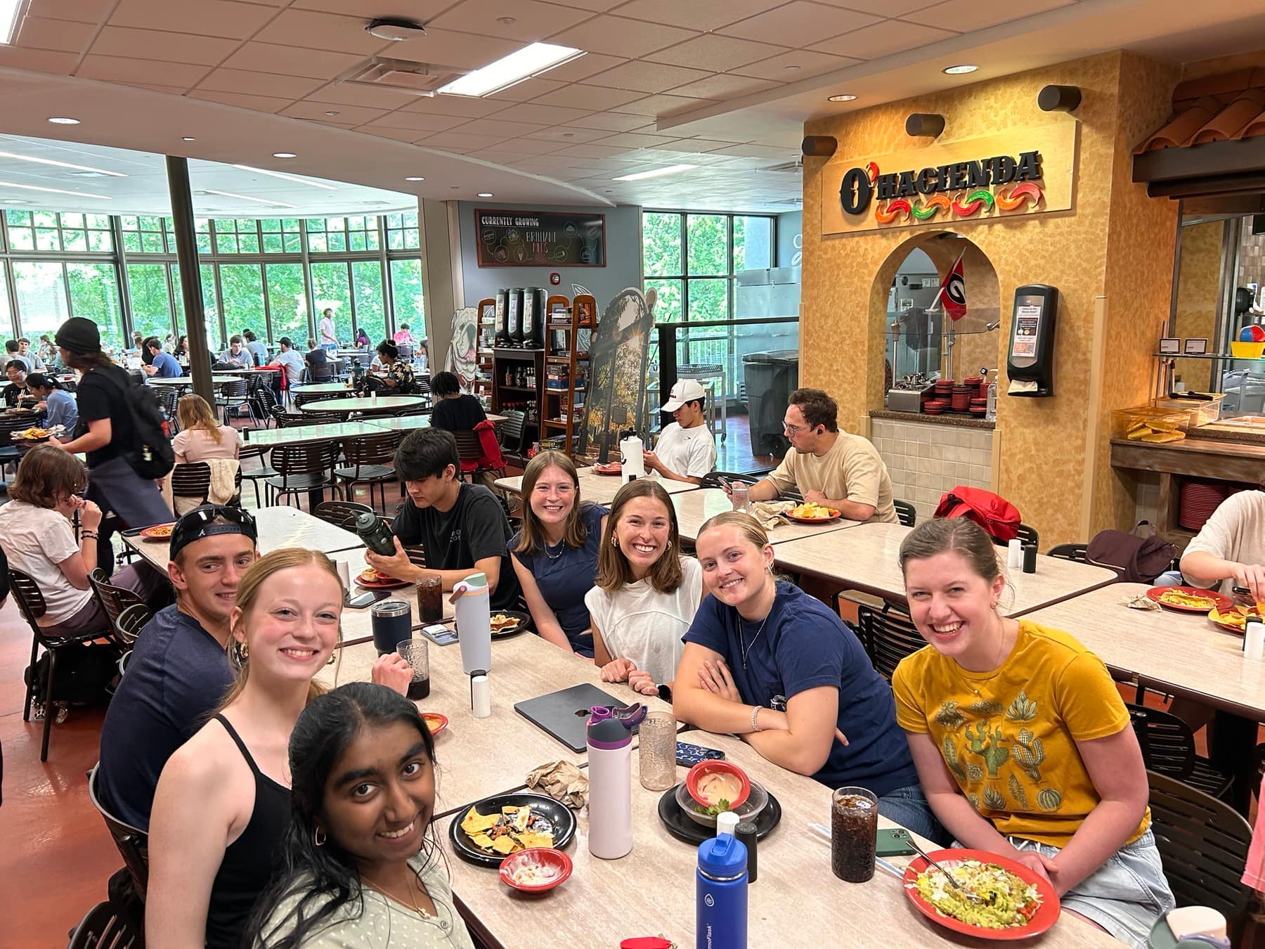 RUF freshmen sharing a meal together