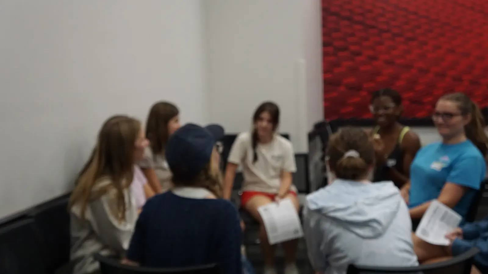 Freshmen gathered for a relaxed small-group conversation